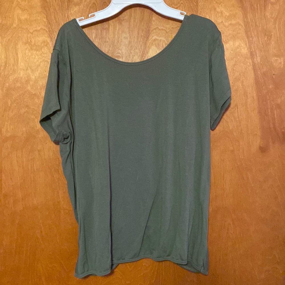 Rue 21- XL- Green- Cute summer shirt